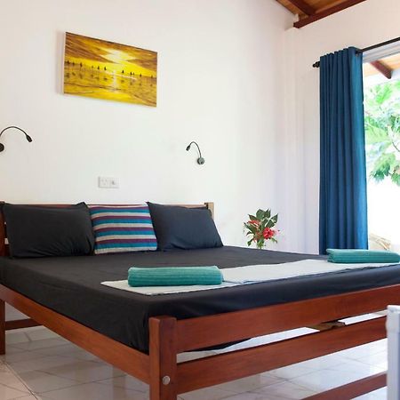 Alvas House Hotel Hikkaduwa Kültér fotó