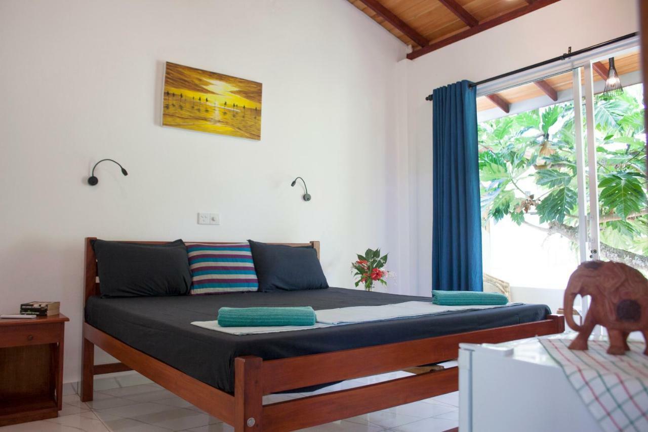 Alvas House Hotel Hikkaduwa Kültér fotó